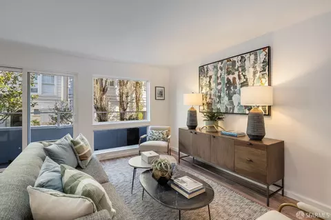Living - 3044 Franklin St #102, San Francisco, CA 94123 photo 3 of 4