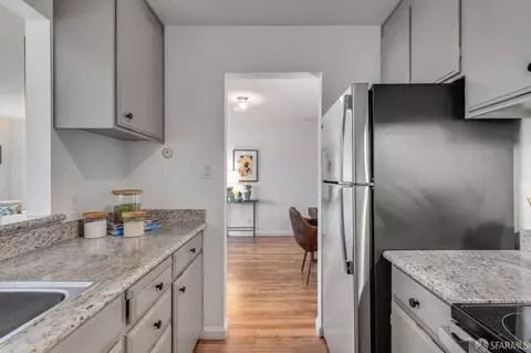 Kitchen - 3044 Franklin St #102, San Francisco, CA 94123 photo 2 of 3