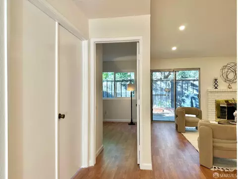 Entry Way - 2340 Sequoia Dr, Antioch, CA 94509 photo 5 of 5