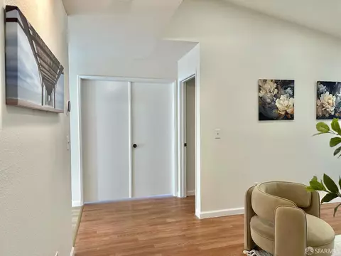 Entry Way - 2340 Sequoia Dr, Antioch, CA 94509 photo 2 of 5