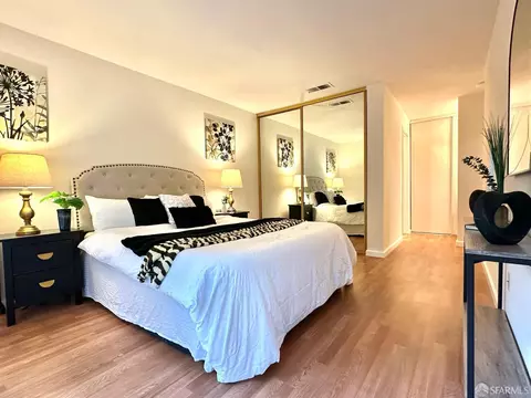 Bedroom - 2340 Sequoia Dr, Antioch, CA 94509 photo 2 of 3