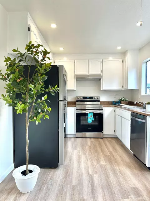 Kitchen - 2340 Sequoia Dr, Antioch, CA 94509 photo 1 of 3