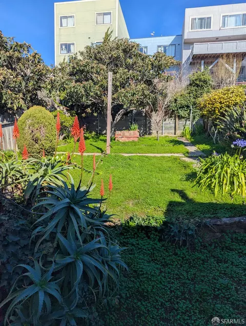 Exterior - 66 Arleta Ave, San Francisco, CA 94134 photo 13 of 14