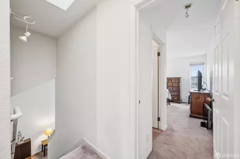 Entry Way - 51 Kiska Rd, San Francisco, CA 94124 photo 3 of 4
