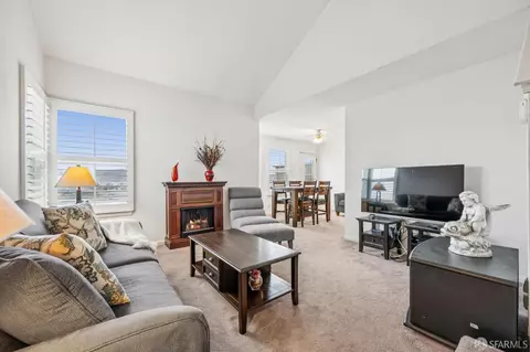 Living - 51 Kiska Rd, San Francisco, CA 94124 photo 5 of 11