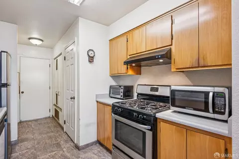 Kitchen - 51 Kiska Rd, San Francisco, CA 94124 photo 2 of 4