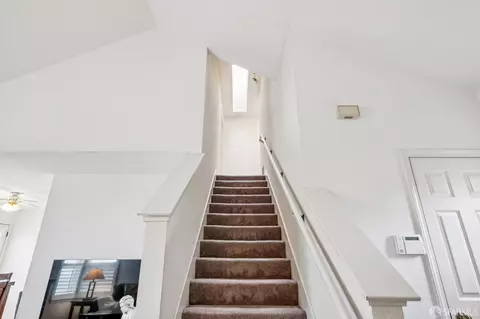 Entry Way - 51 Kiska Rd, San Francisco, CA 94124 photo 2 of 4