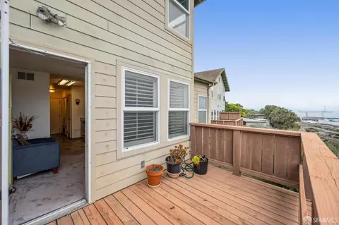 Exterior - 51 Kiska Rd, San Francisco, CA 94124 photo 3 of 5