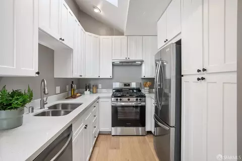 253 Ripley St, San Francisco, CA 94110 photo 28