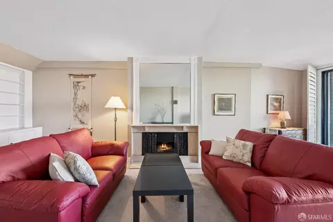 Living - 2295 Vallejo St #312, San Francisco, CA 94123 photo 4 of 5