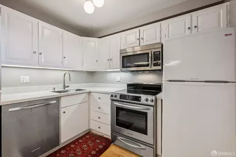 Kitchen - 2295 Vallejo St #312, San Francisco, CA 94123 photo 3 of 4