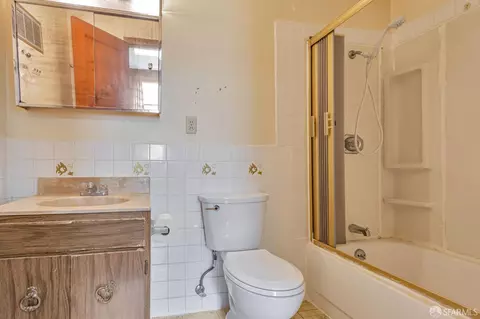 Bath - 891 45th Ave, San Francisco, CA 94121 photo 3 of 4