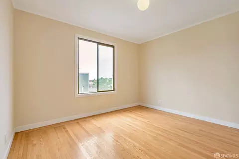 Bedroom - 891 45th Ave, San Francisco, CA 94121 photo 2 of 8