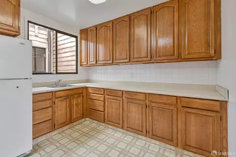 Kitchen - 891 45th Ave, San Francisco, CA 94121 photo 2 of 5