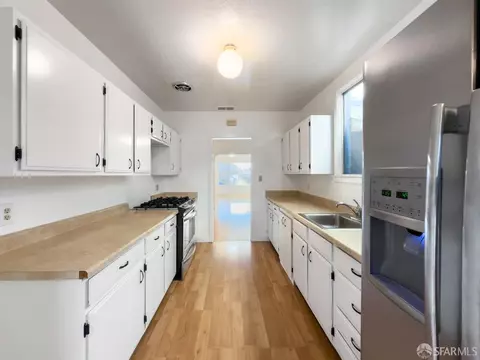 146 Lee Ave, San Francisco, CA 94112 photo 7