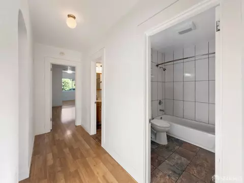 146 Lee Ave, San Francisco, CA 94112 photo 9