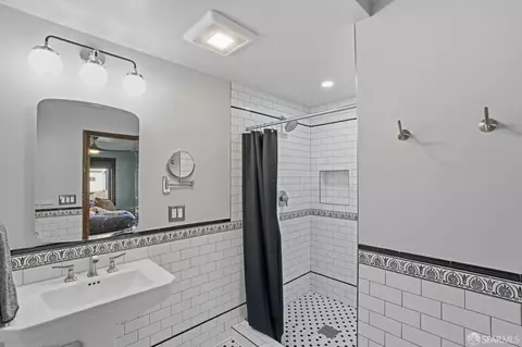 247 Gates St, San Francisco, CA 94110 photo 18