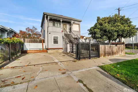 1748 E 15th St, Oakland, CA 94606
