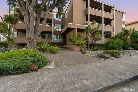 2421 Carlmont Dr, Belmont, CA 94002