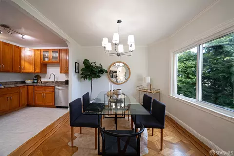 Dining - 62 Bronte St, San Francisco, CA 94110 photo 4 of 5
