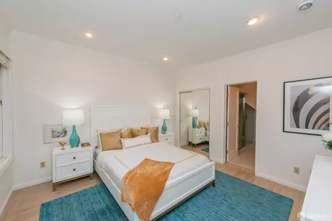 1183 Chestnut St, San Francisco, CA 94109 photo 22