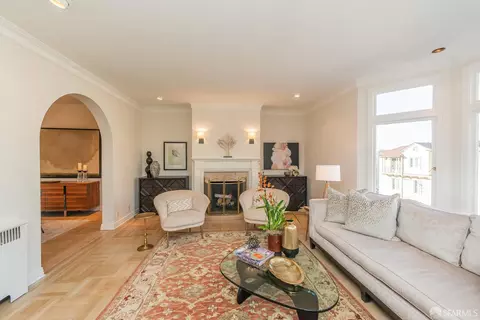 1183 Chestnut St, San Francisco, CA 94109 photo 4