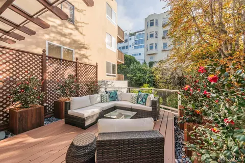 1183 Chestnut St, San Francisco, CA 94109 photo 16