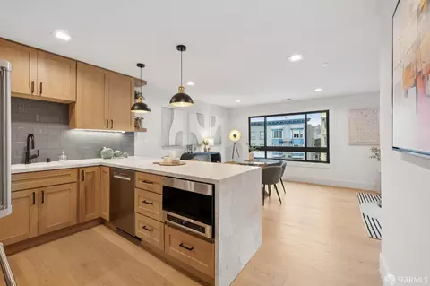 1373 Broadway St, San Francisco, CA 94109