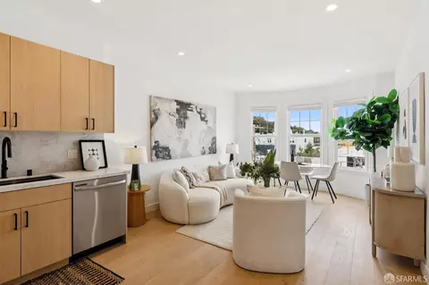 880 26th Ave #3, San Francisco, CA 94121