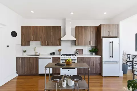 18 Sanchez St #20, San Francisco, CA 94114