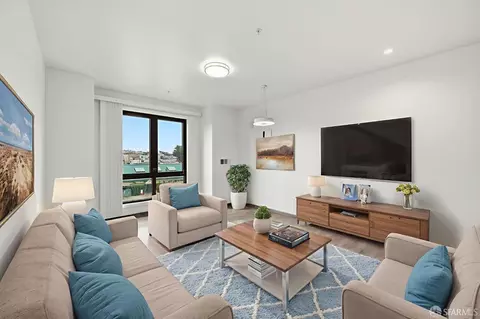 3535 Wawona St #415, San Francisco, CA 94116