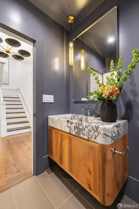 Bath - 3983 19th St, San Francisco, CA 94114 photo 1 of 10