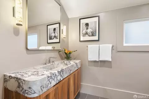 Bath - 3983 19th St, San Francisco, CA 94114 photo 8 of 10
