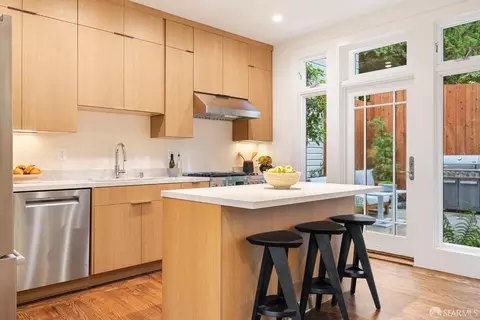 Kitchen - 3983 19th St, San Francisco, CA 94114 photo 4 of 4