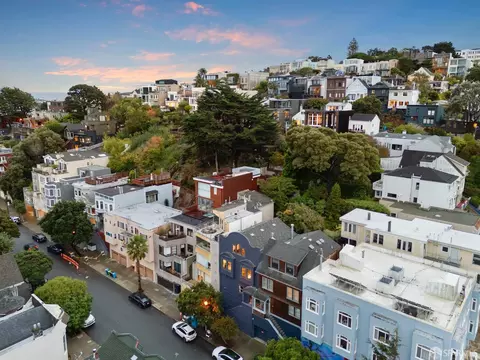 View/Area - 3983 19th St, San Francisco, CA 94114 photo 2 of 3