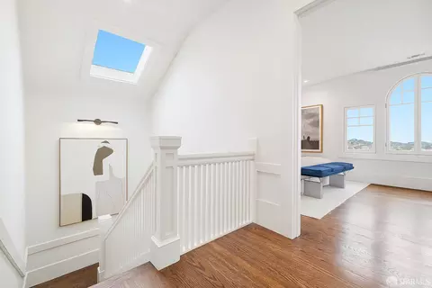 Entry Way - 3983 19th St, San Francisco, CA 94114 photo 3 of 5