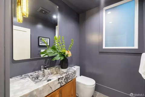 Bath - 3983 19th St, San Francisco, CA 94114 photo 2 of 10