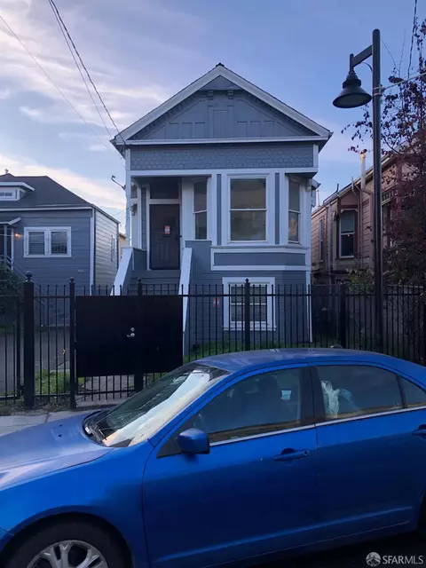 4617 Shattuck Ave, Oakland, CA 94609