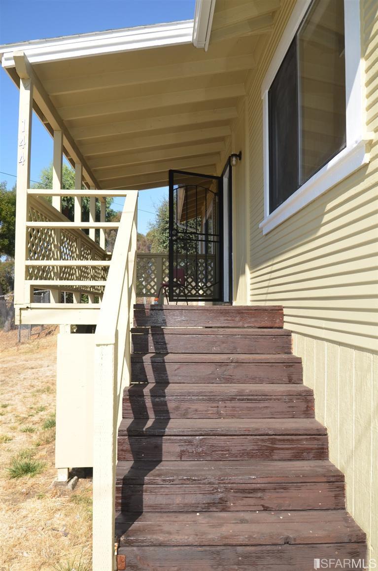 144 Idora Ave, Vallejo, CA 94591 photo 4