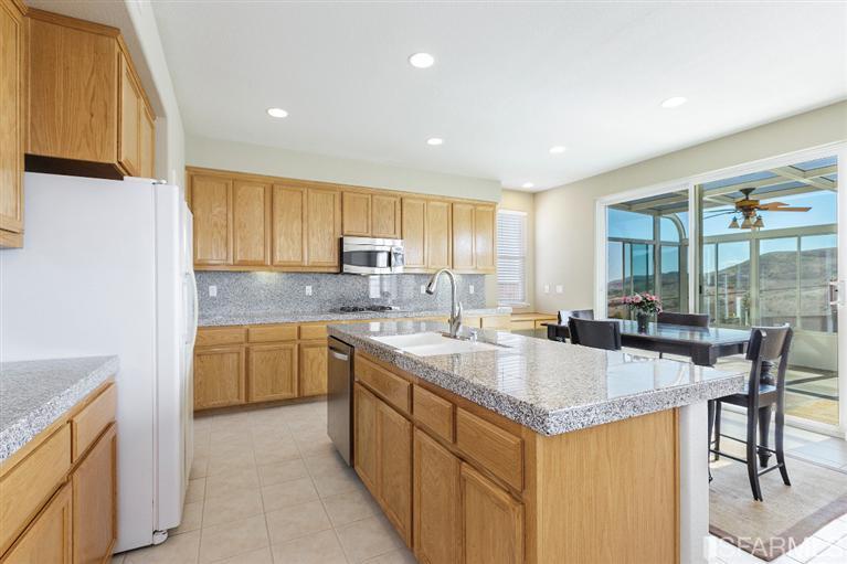2843 Olivewood Ln, Vallejo, CA 94591 photo 7