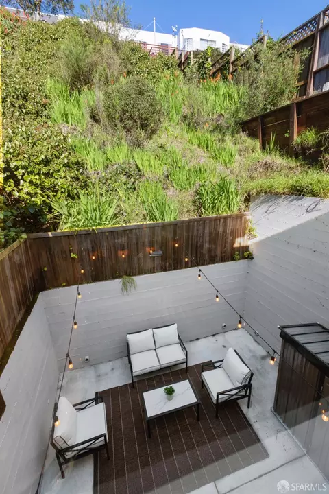 Exterior - 418 Joost Ave, San Francisco, CA 94127 photo 4 of 7