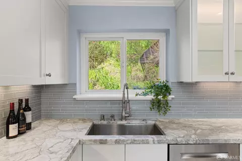 Kitchen - 418 Joost Ave, San Francisco, CA 94127 photo 4 of 7
