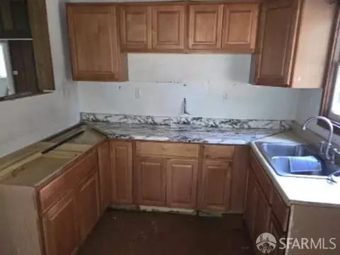 30 A St, Miranda, CA 95553 photo 8