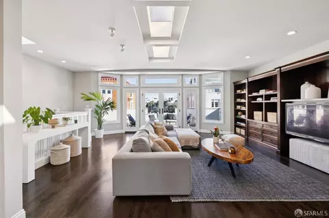 Living - 3343 Pierce St, San Francisco, CA 94123 photo 5 of 9