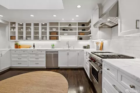 Kitchen - 3343 Pierce St, San Francisco, CA 94123 photo 2 of 5
