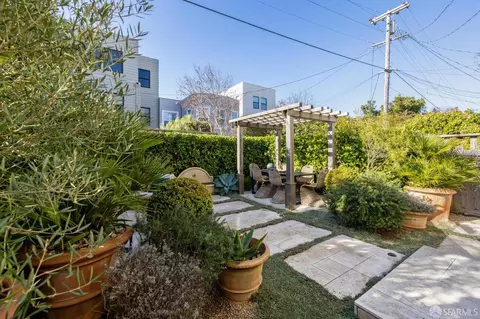 Exterior - 3343 Pierce St, San Francisco, CA 94123 photo 4 of 7