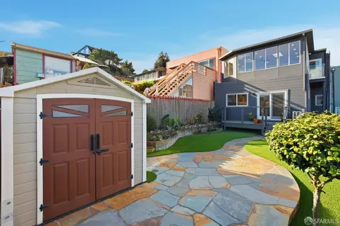 Exterior - 76 Getz St, San Francisco, CA 94112 photo 3 of 6