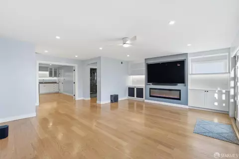 Living - 76 Getz St, San Francisco, CA 94112 photo 2 of 12