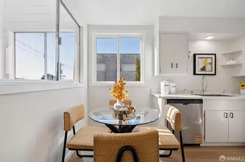Dining - 2030 Ortega St, San Francisco, CA 94122 photo 7 of 7