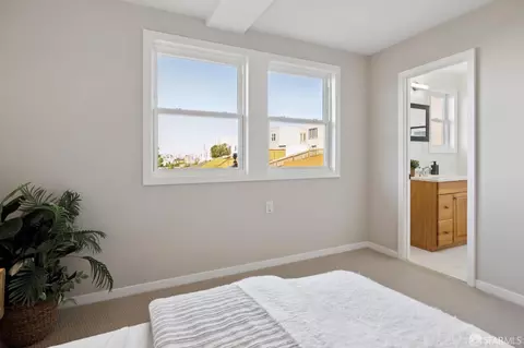 Bedroom - 2030 Ortega St, San Francisco, CA 94122 photo 10 of 10